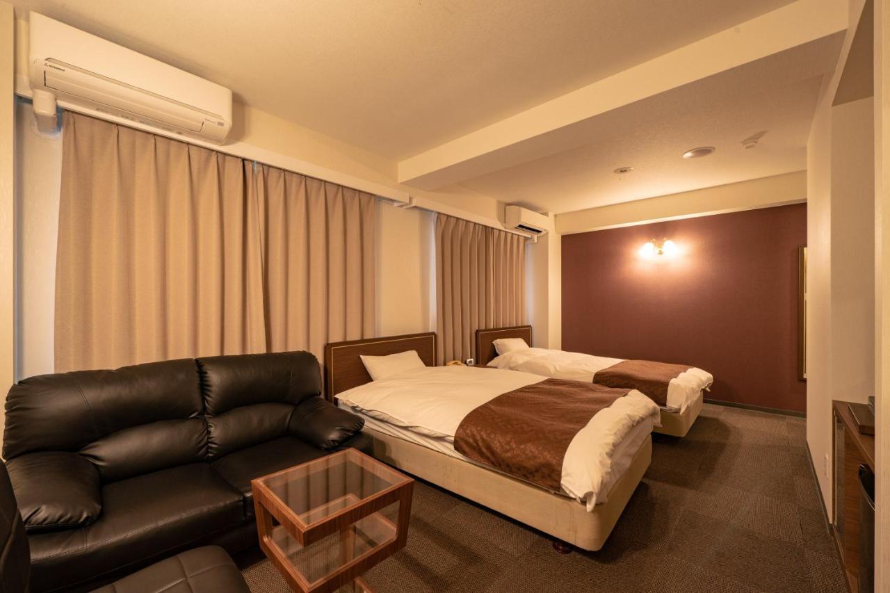 Kitsuregawa Country Club & Bihada Onsen Hotel Kitsuregawa Sakuyama Екстериор снимка