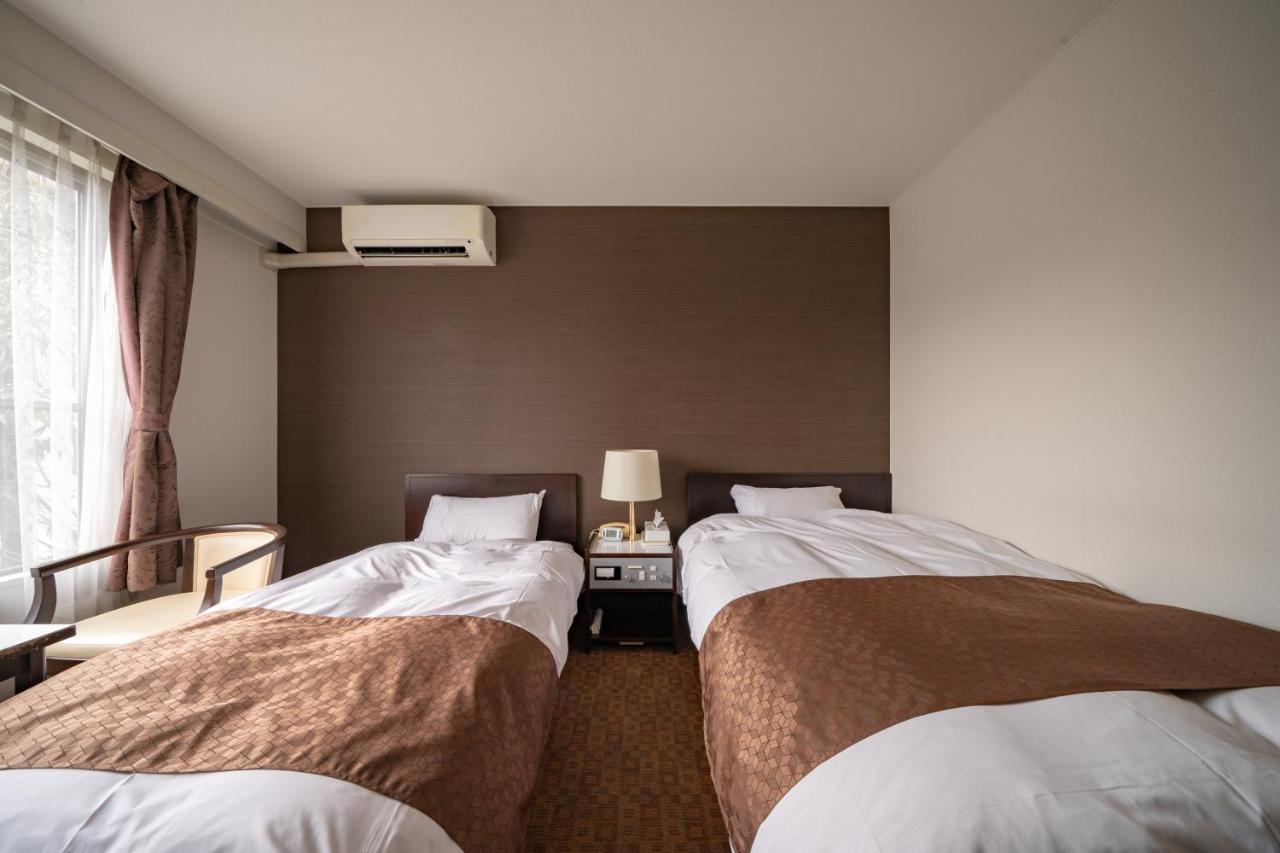 Kitsuregawa Country Club & Bihada Onsen Hotel Kitsuregawa Sakuyama Екстериор снимка